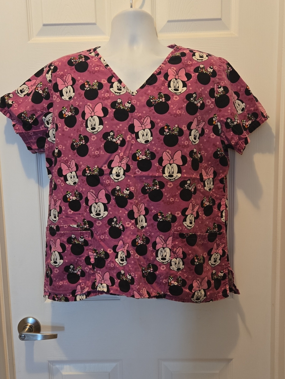 Minnie Mouse Pink Scrub Top Medium Disney
